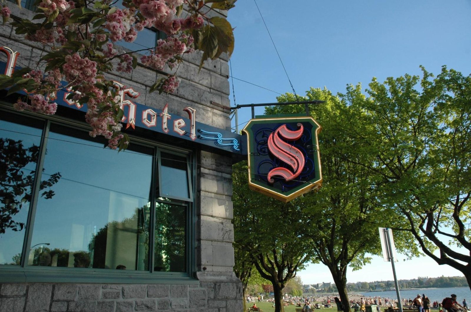 The Sylvia Hotel — photo 2
