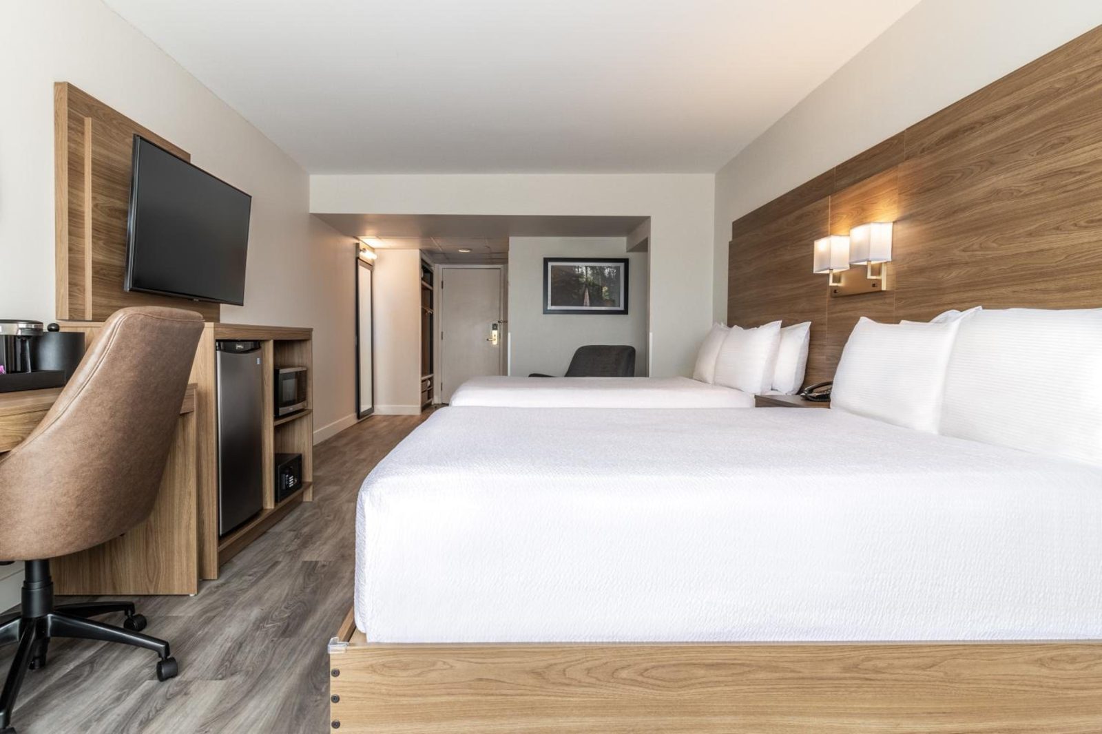 Atrium Hotel Vancouver — photo 6