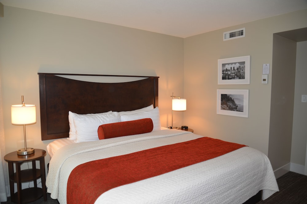 Rosedale Condominiums — photo 7