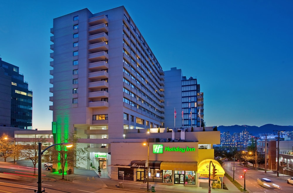 Holiday Inn Vancouver Centre by IHG — photo 2